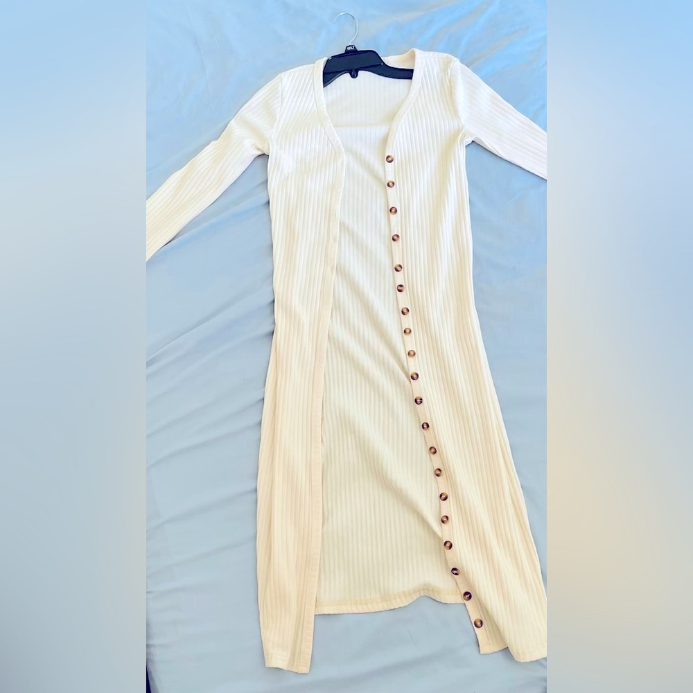 Women’s petite sweater.